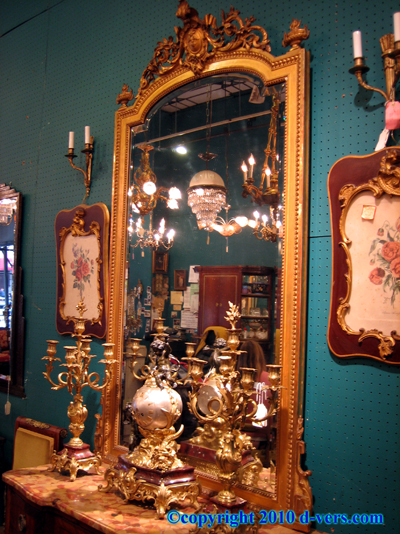 Louis XVI Water Gilded Hanging Mirror 19th Century Louis XVI Water Gilded Hanging Mirror 19th Century