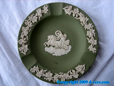 Wedgewood Ashtray Pin Dish Green Jasperware 1950s Wedgewood Ashtray Pin Dish Green Jasperware 1950s