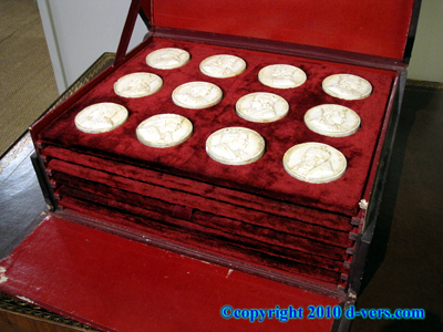 Plaster Intaglios French Kings Nobility Leather Velvet 19th C Plaster Intaglios French Kings Nobility Leather Velvet 19th C