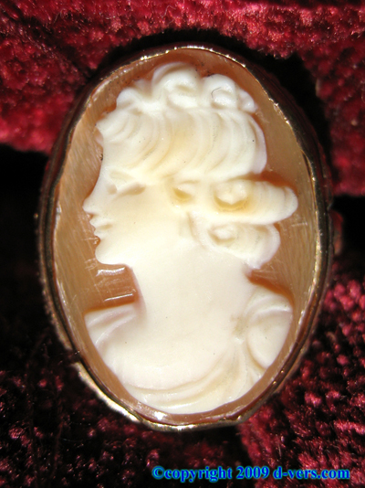 14K Yellow Gold Cameo Shell Ring 14K Yellow Gold Cameo Shell Ring