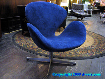 DANISH Mid Century Swan Chair Modern 1971 Fritz Hensen DANISH Mid Century Swan Chair Modern 1971 Fritz Hensen