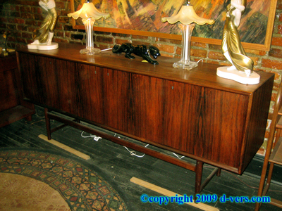 Mid Century Credenza ROSEWOOD NORWAY Locking 1971 Mid Century Credenza ROSEWOOD NORWAY Locking 1971