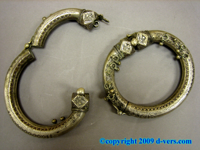 ANKLE BRACELET Pair Ethnic Tribal Arab Solid Silver ANKLE BRACELET Pair Ethnic Tribal Arab Solid Silver